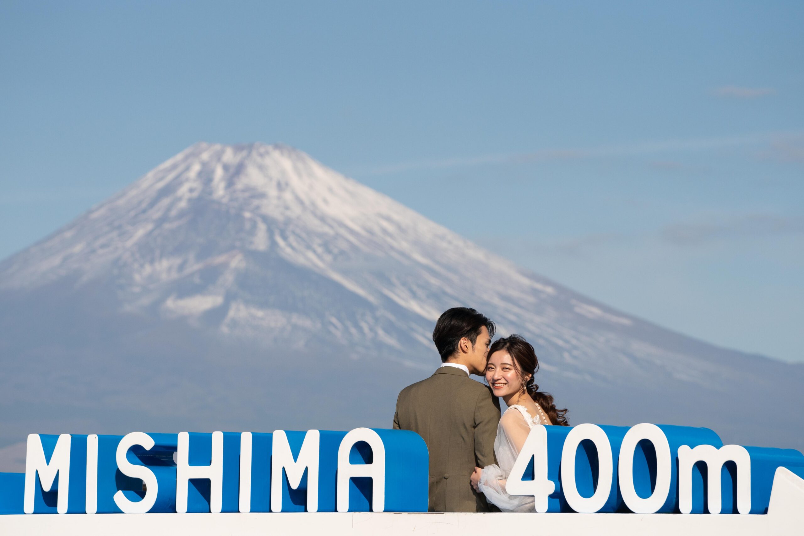 三島スカイウォークで富士山を背景にしたショット